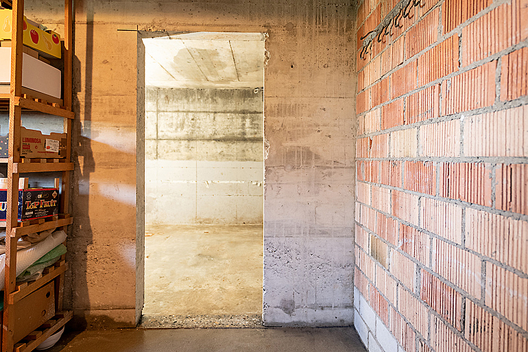 Wir schaffen einen Durchgang in die Wand Ihres Tankraums, damit Sie den Raum neu gestalten können. Erfahren Sie, wie wir Ihnen bei der Umgestaltung Ihres Raumes behilflich sein können.